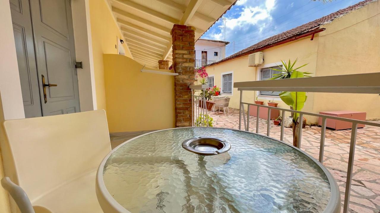 Nine Muses Apartments Kavos Luaran gambar