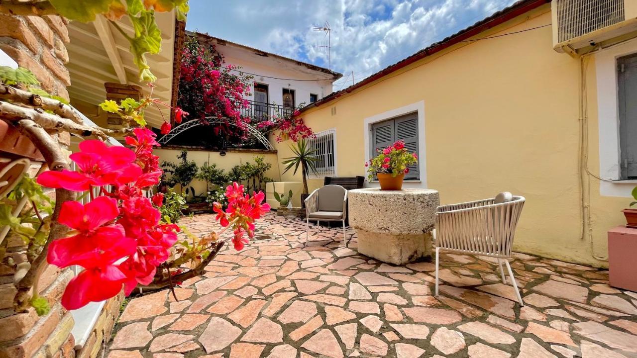 Nine Muses Apartments Kavos Luaran gambar