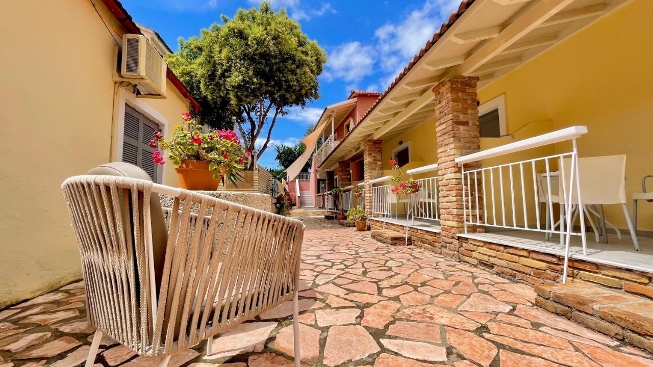 Nine Muses Apartments Kavos Luaran gambar